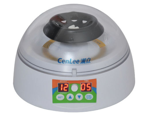 Un bon prix. tubes 0.2ml chronométrant la vitesse de Mini Benchtop Centrifuge, de centrifugeuse de LED Microhematocrit et le temps en ligne